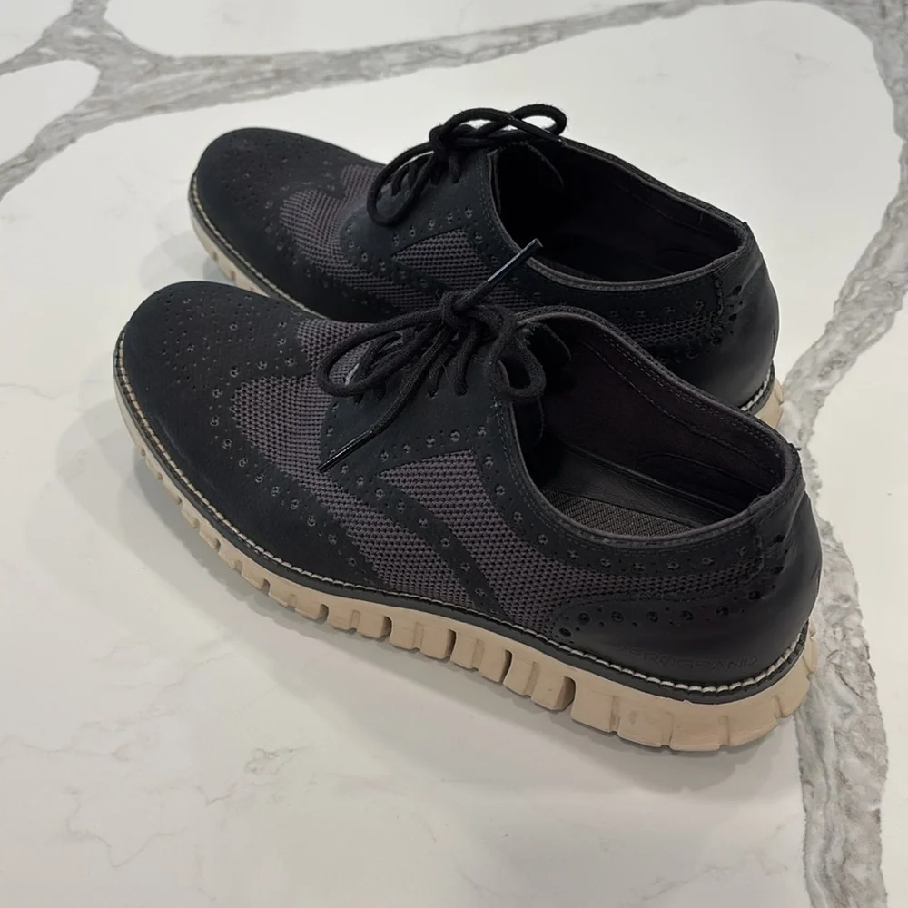 Cole Haan size 7.5 two tone Men's Oxford Shoes